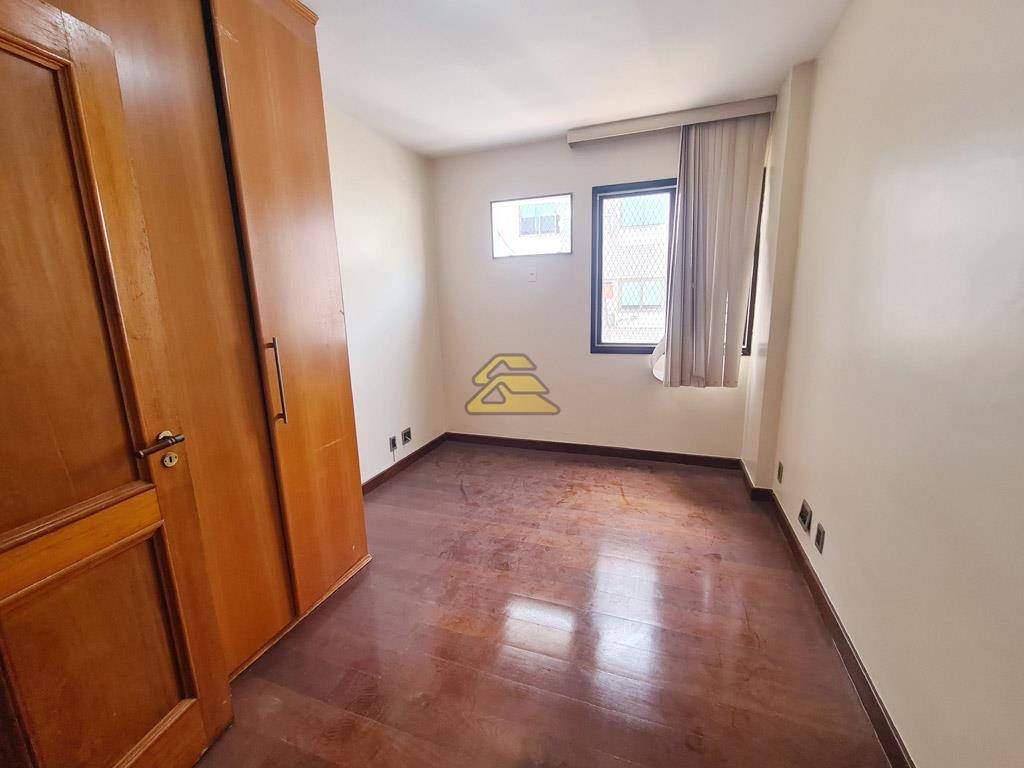 Apartamento à venda com 3 quartos, 151m² - Foto 13