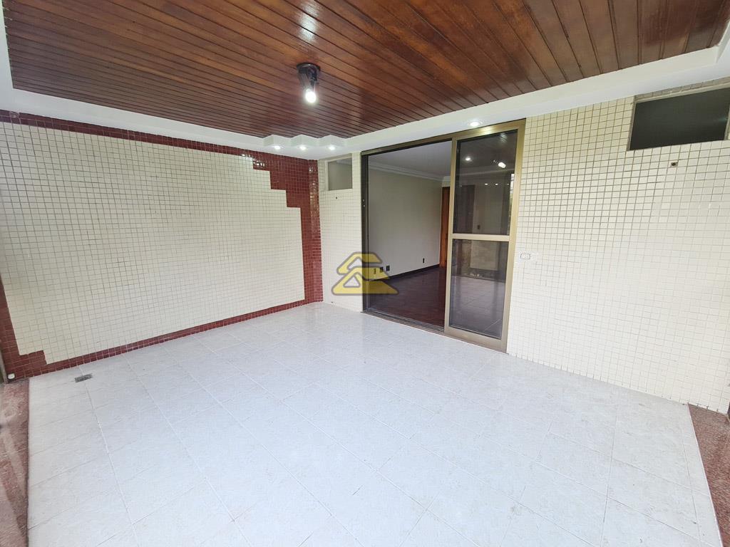 Apartamento à venda com 3 quartos, 151m² - Foto 3