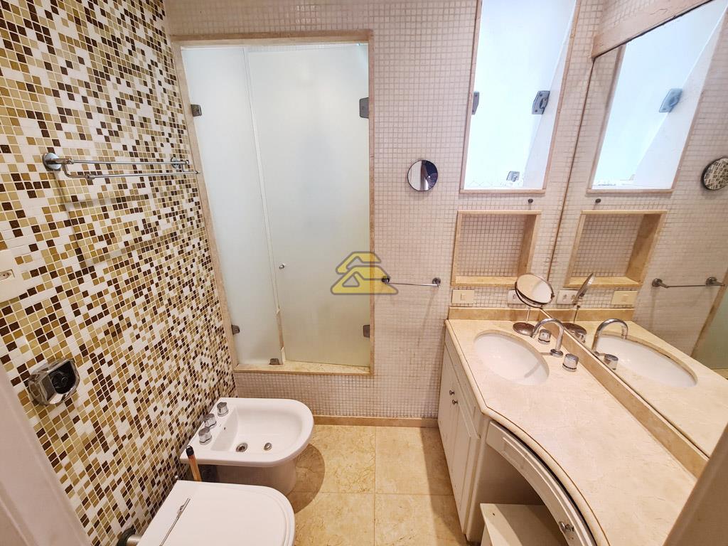 Apartamento à venda com 3 quartos, 134m² - Foto 26