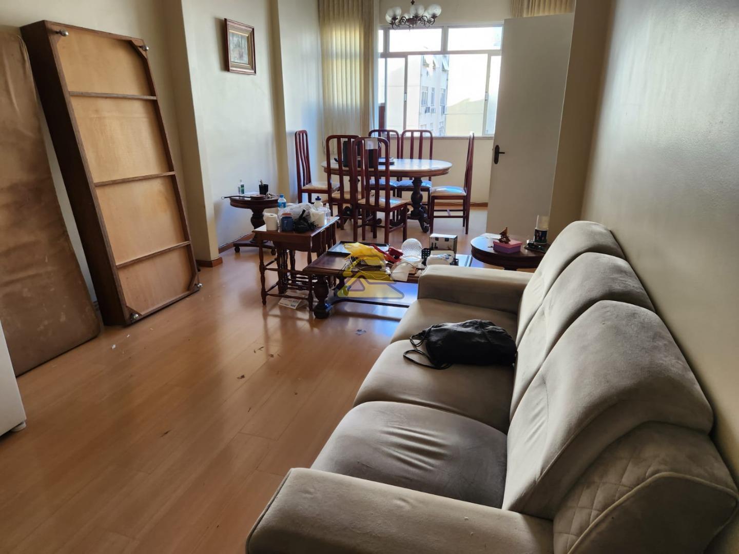 Apartamento à venda com 3 quartos, 102m² - Foto 1