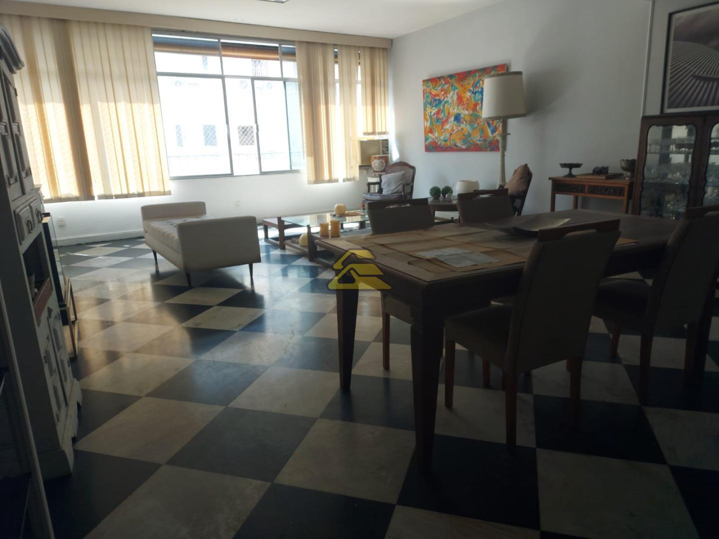 Apartamento à venda com 4 quartos, 225m² - Foto 7