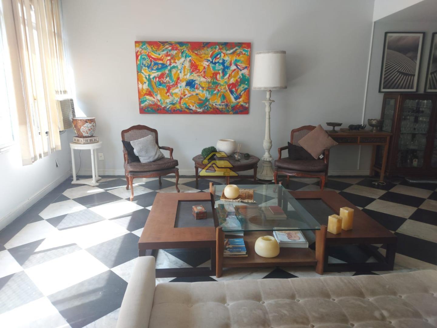 Apartamento à venda com 4 quartos, 225m² - Foto 3