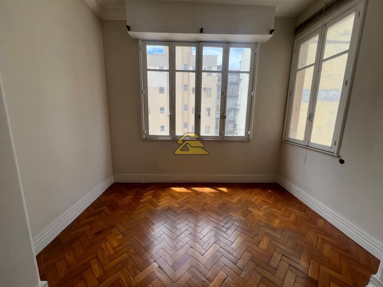 Apartamento à venda com 3 quartos, 139m² - Foto 4