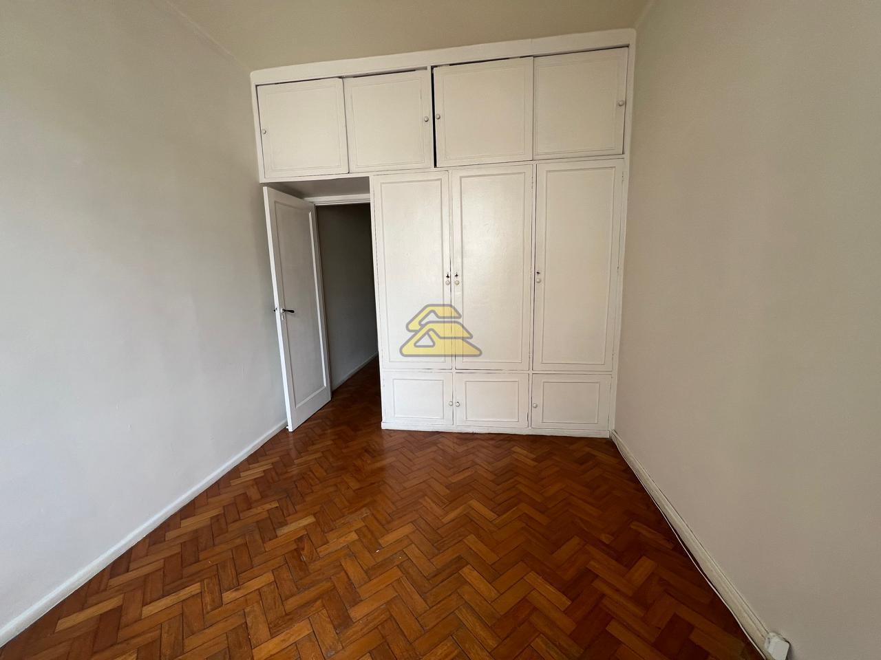 Apartamento à venda com 3 quartos, 139m² - Foto 8