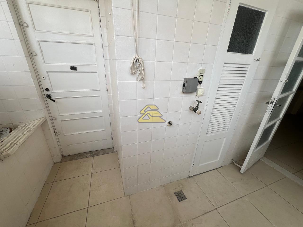 Apartamento à venda com 3 quartos, 139m² - Foto 28