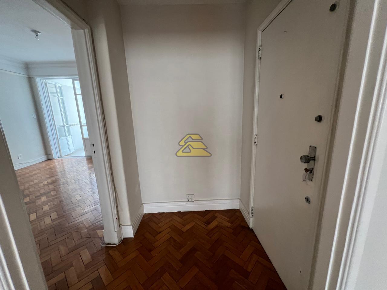 Apartamento à venda com 3 quartos, 139m² - Foto 32