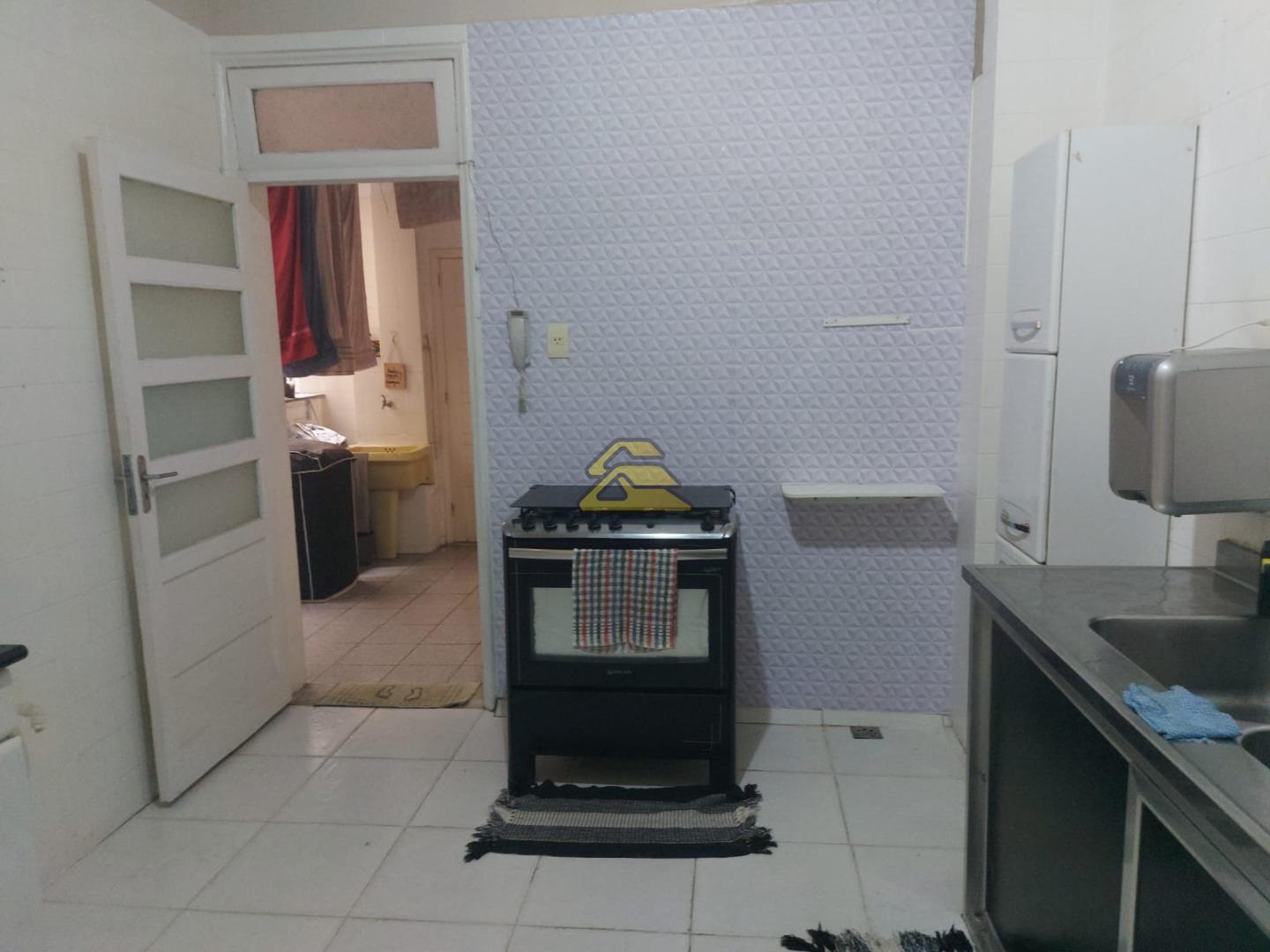 Apartamento à venda com 3 quartos, 130m² - Foto 18