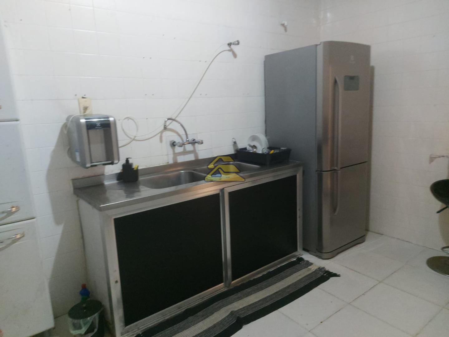 Apartamento à venda com 3 quartos, 130m² - Foto 20