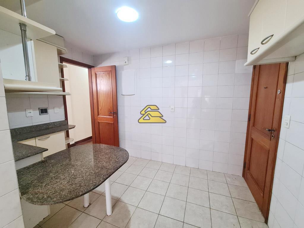 Apartamento à venda com 3 quartos, 151m² - Foto 19