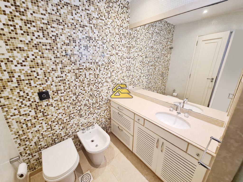 Apartamento à venda com 3 quartos, 134m² - Foto 20