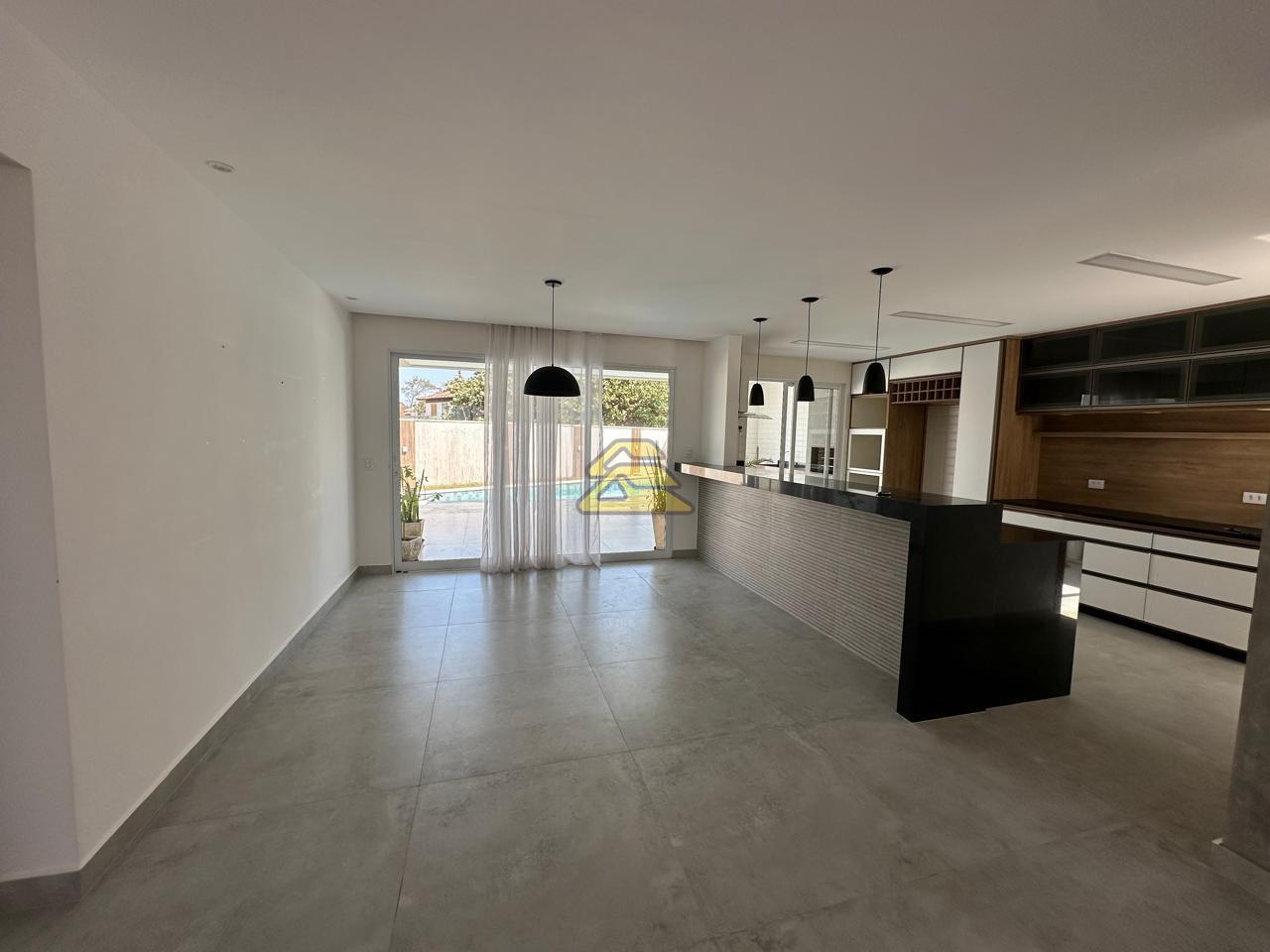 Casa à venda com 4 quartos, 266m² - Foto 12