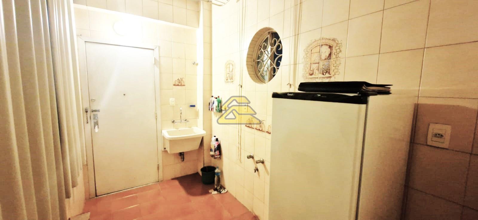 Apartamento à venda com 3 quartos, 115m² - Foto 34