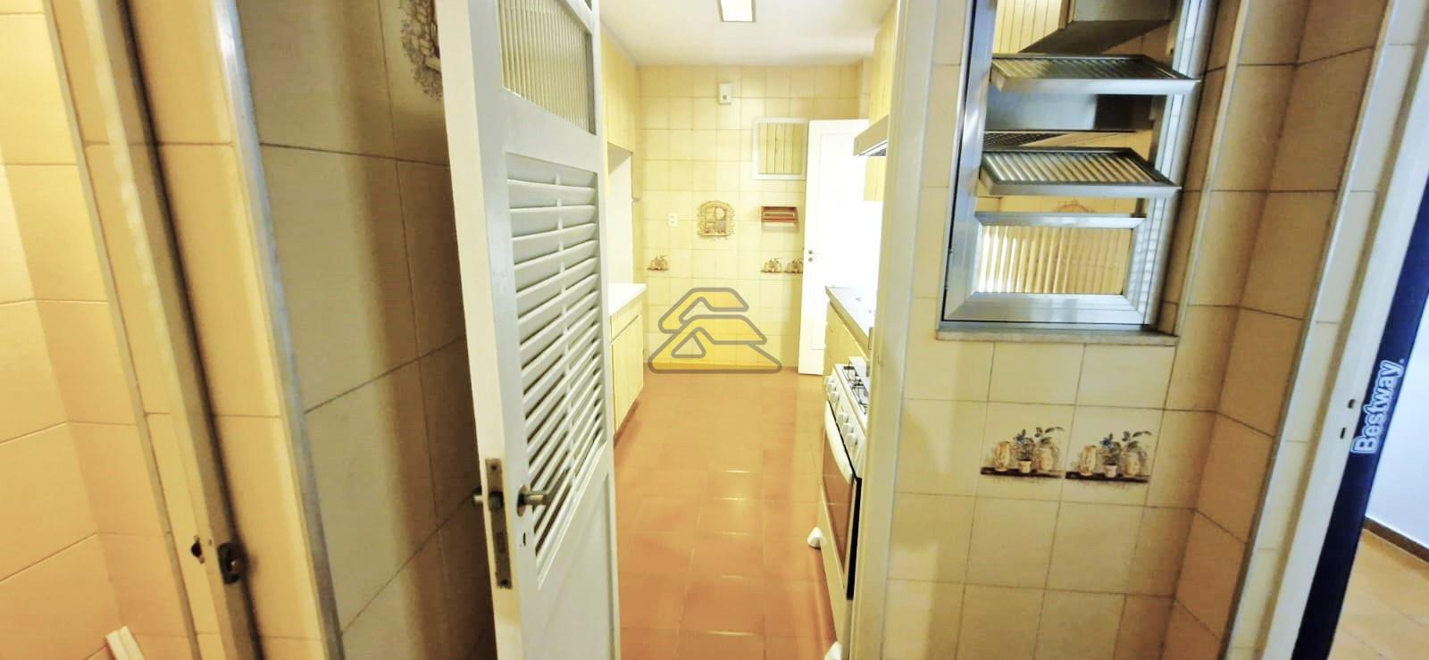 Apartamento à venda com 3 quartos, 115m² - Foto 35