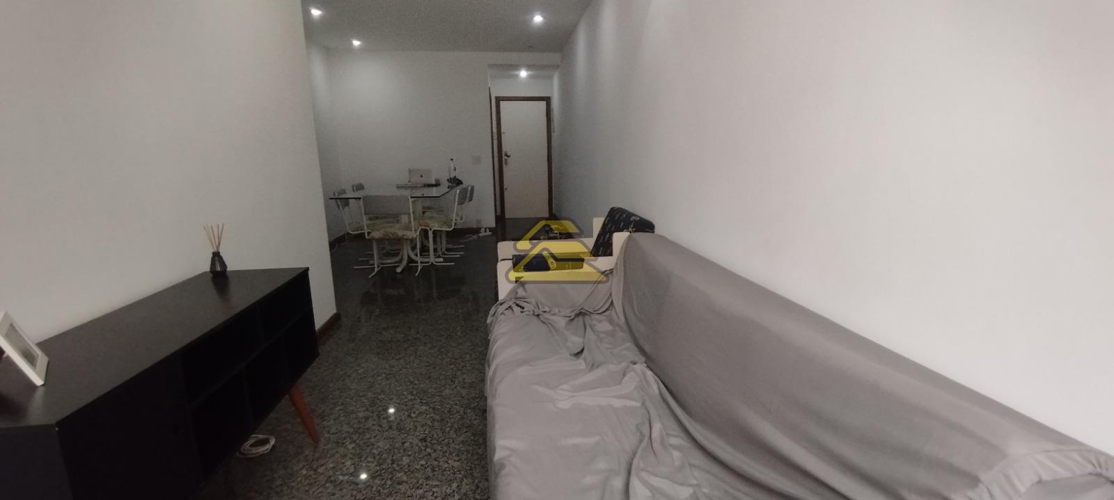 Apartamento à venda com 3 quartos, 91m² - Foto 2