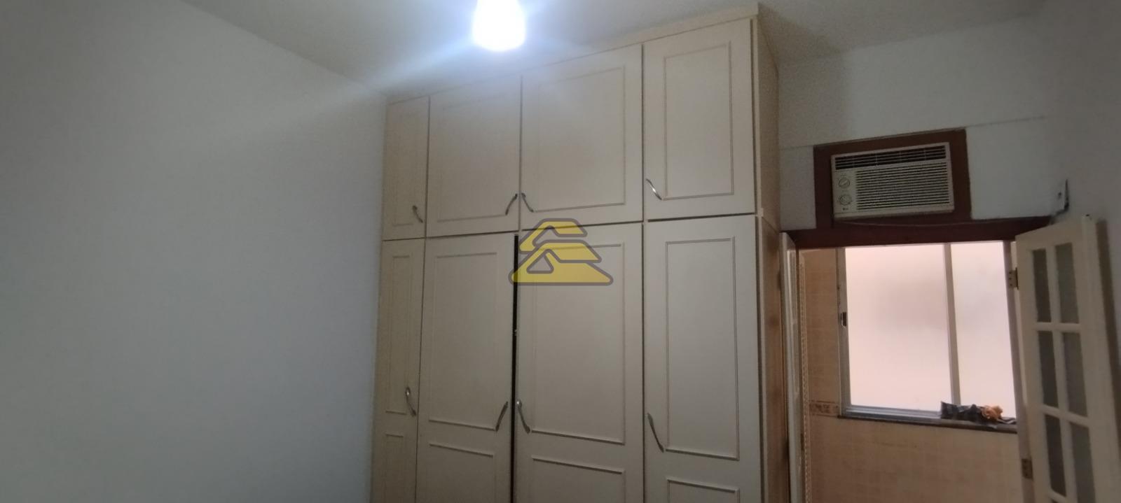 Apartamento à venda com 3 quartos, 91m² - Foto 11