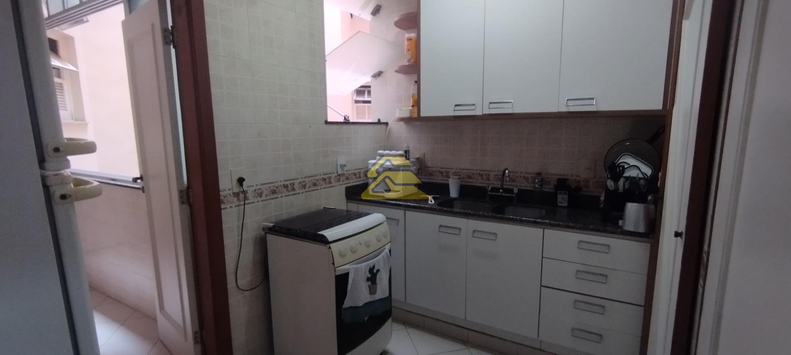 Apartamento à venda com 3 quartos, 91m² - Foto 12