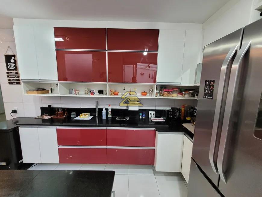 Cobertura à venda com 2 quartos, 170m² - Foto 12