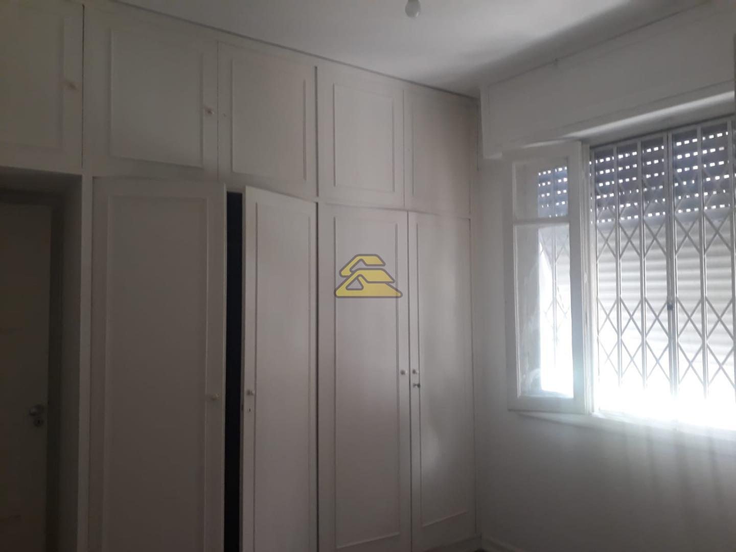 Apartamento à venda com 3 quartos, 121m² - Foto 4