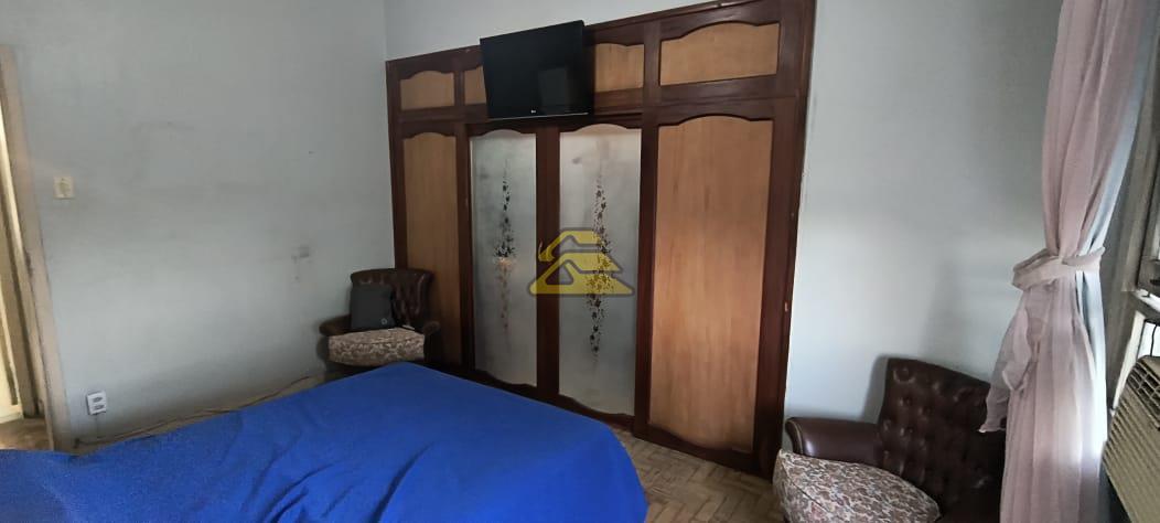 Apartamento à venda com 2 quartos, 107m² - Foto 13