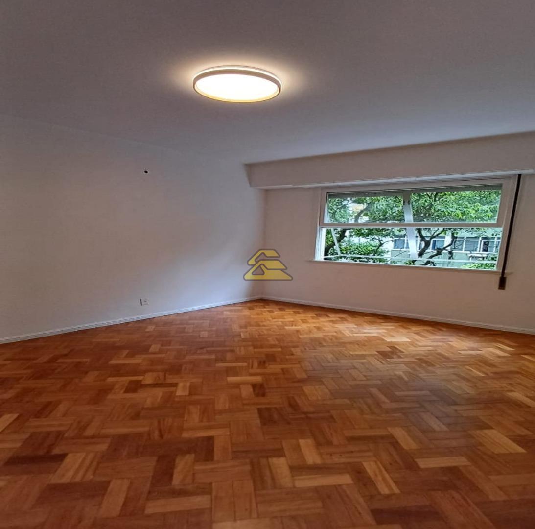 Apartamento à venda com 3 quartos, 177m² - Foto 3