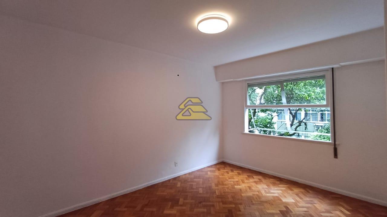 Apartamento à venda com 3 quartos, 177m² - Foto 4