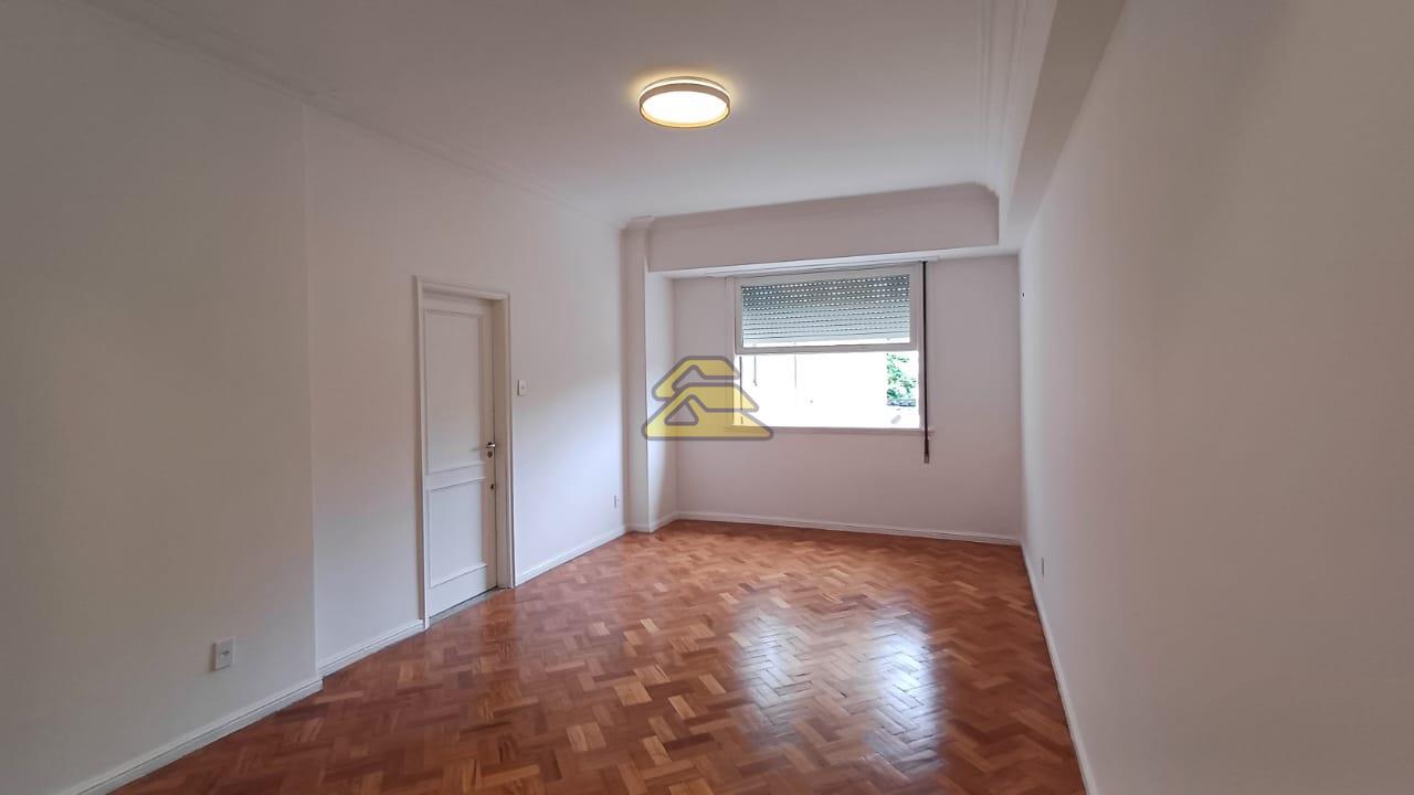 Apartamento à venda com 3 quartos, 177m² - Foto 6