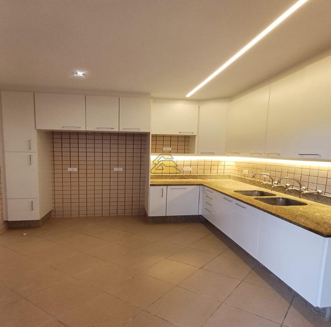 Apartamento à venda com 3 quartos, 177m² - Foto 18