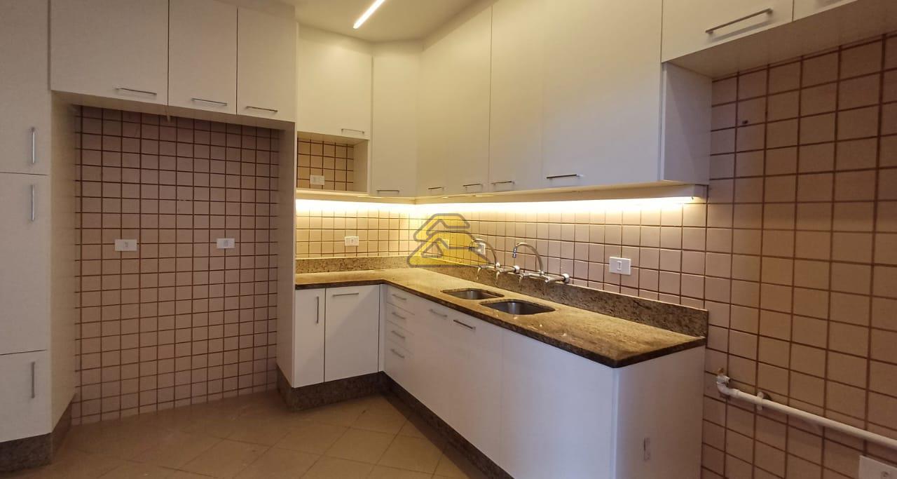 Apartamento à venda com 3 quartos, 177m² - Foto 17