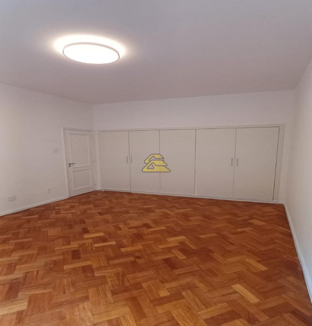 Apartamento à venda com 3 quartos, 177m² - Foto 13