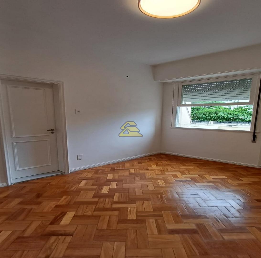 Apartamento à venda com 3 quartos, 177m² - Foto 8