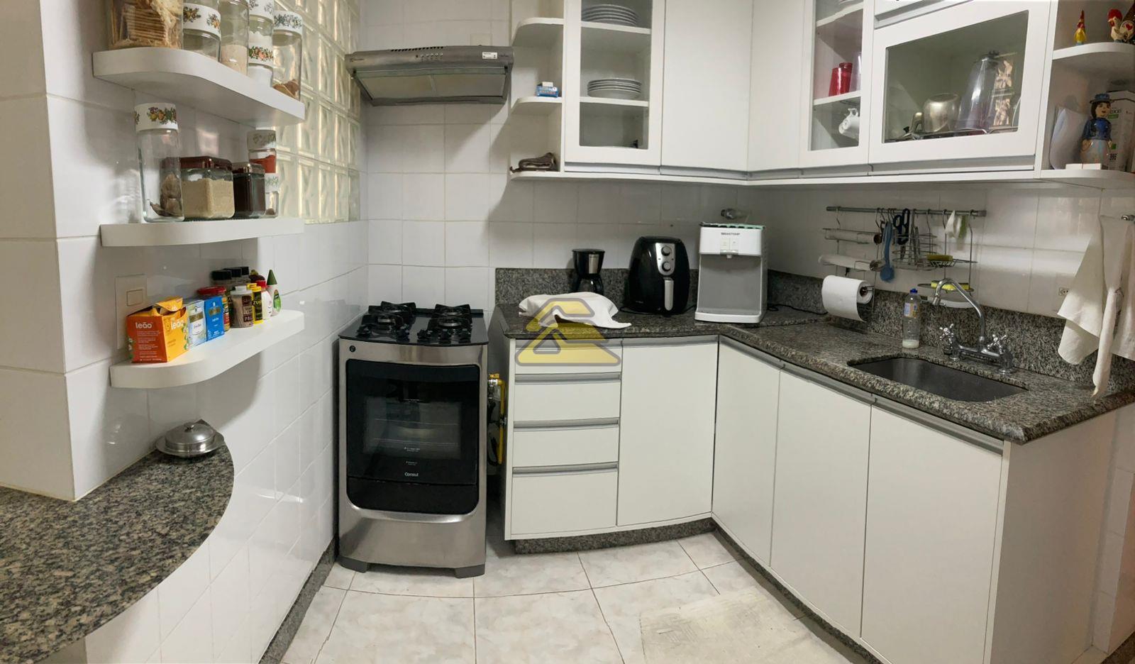 Apartamento à venda com 3 quartos, 112m² - Foto 13