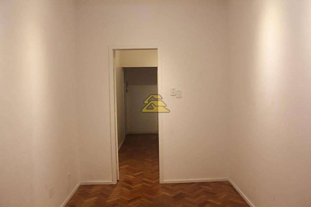 Apartamento à venda com 3 quartos, 90m² - Foto 12