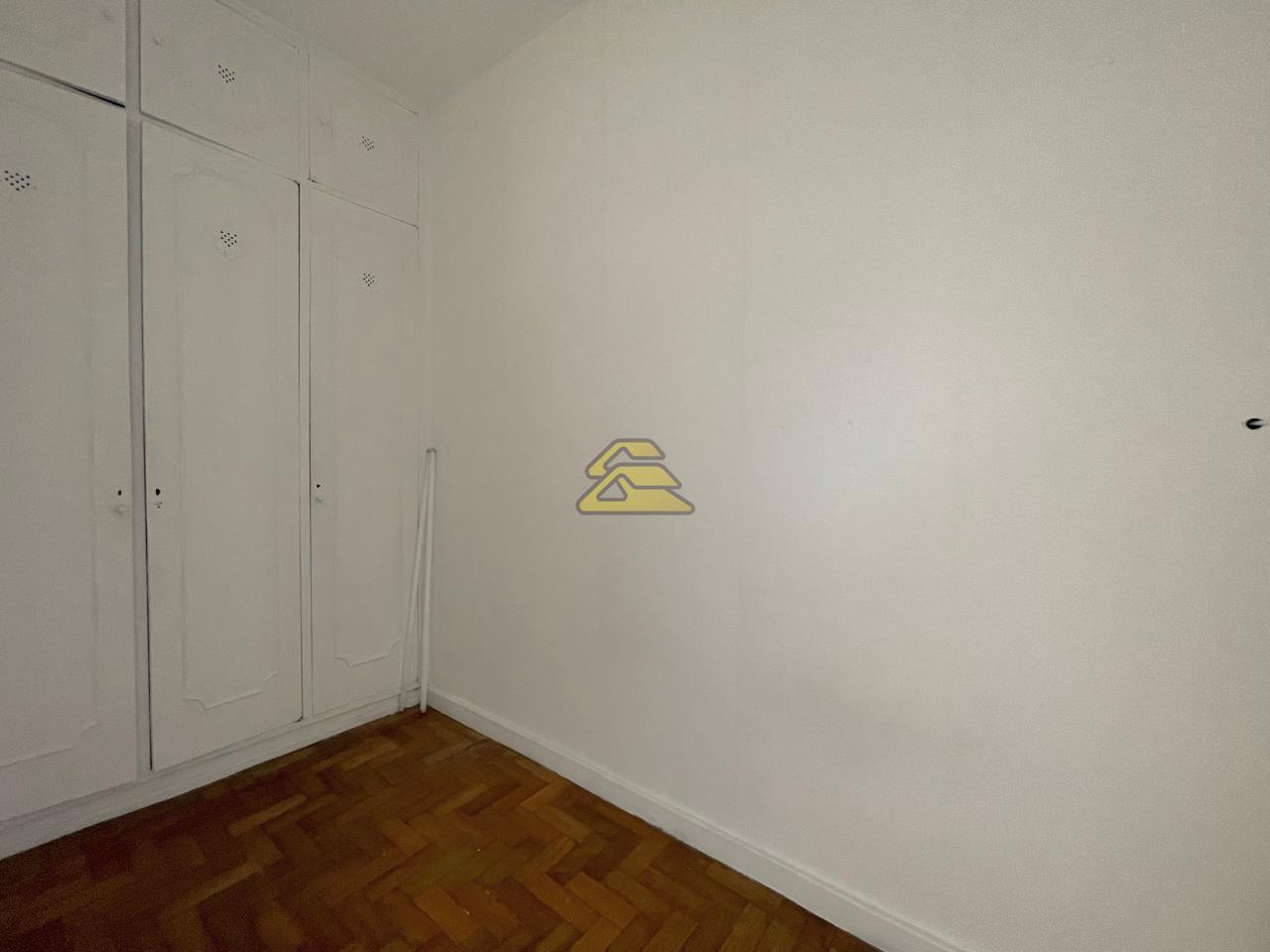 Apartamento para alugar com 4 quartos, 175m² - Foto 16