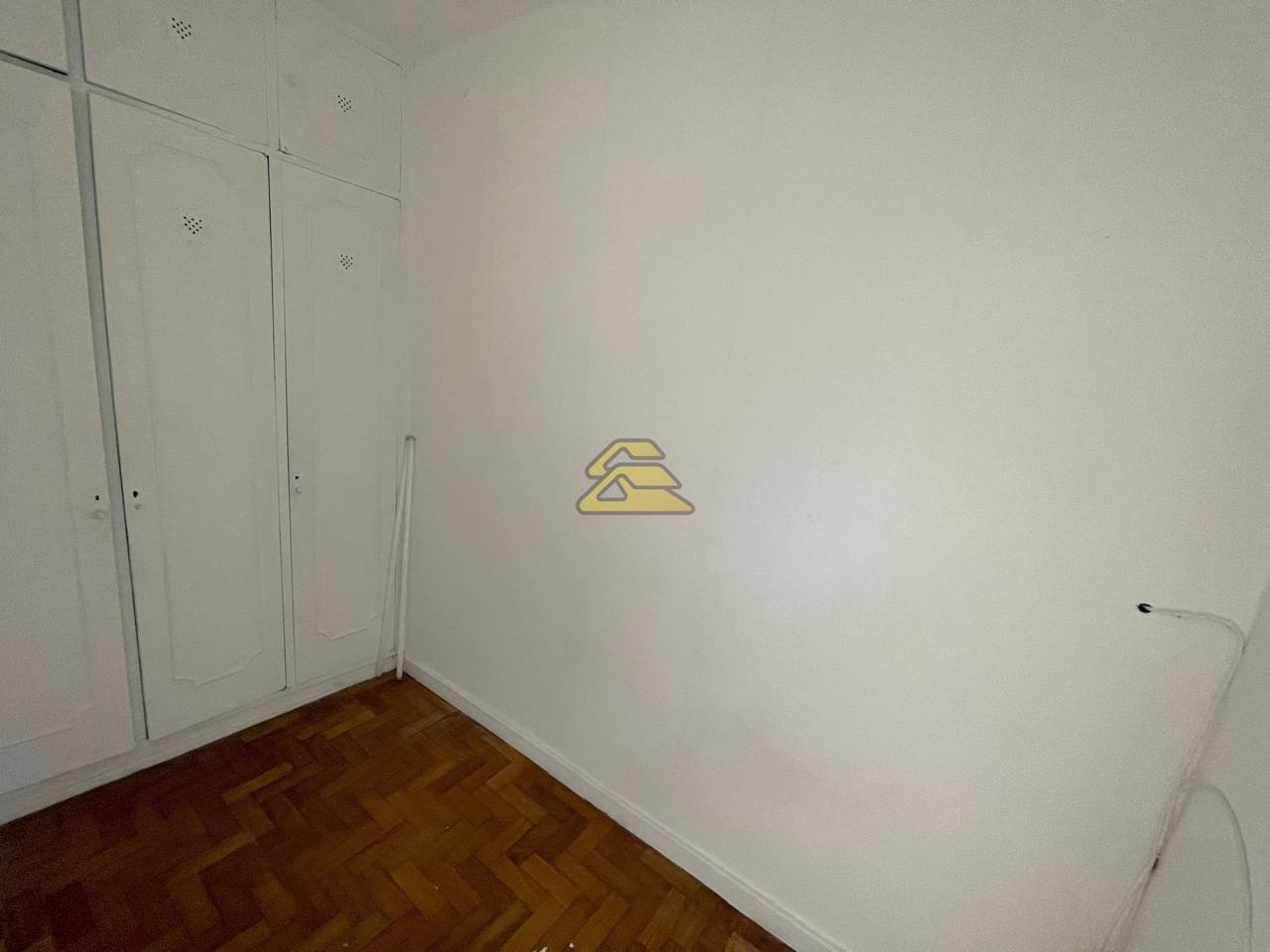 Apartamento para alugar com 4 quartos, 175m² - Foto 17