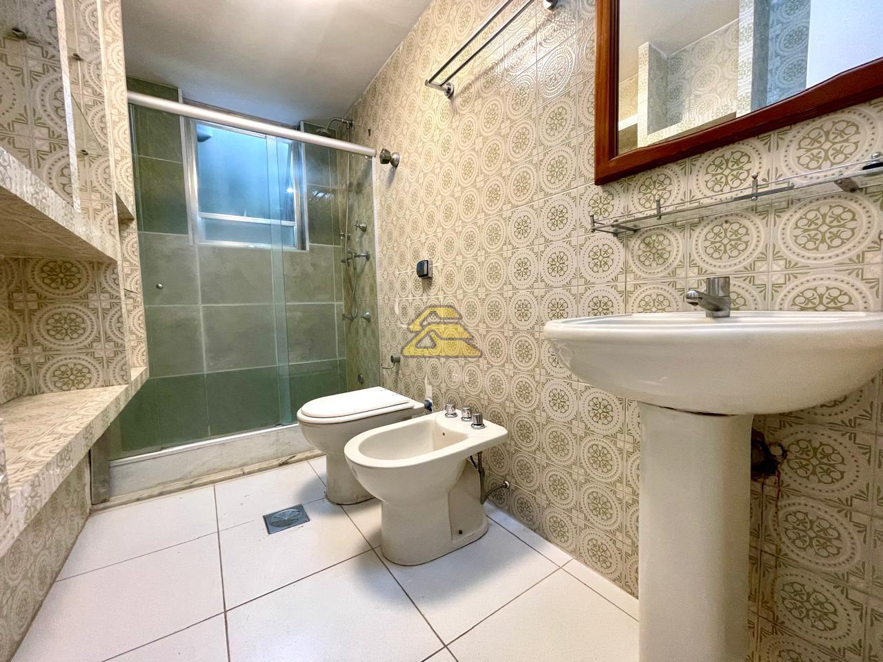 Apartamento para alugar com 4 quartos, 175m² - Foto 29