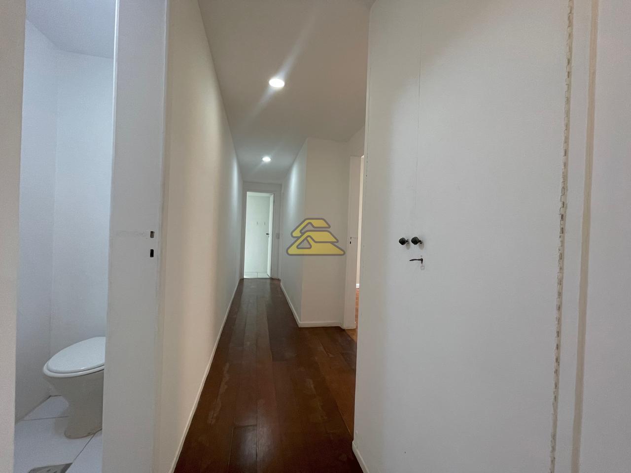 Apartamento para alugar com 4 quartos, 175m² - Foto 11