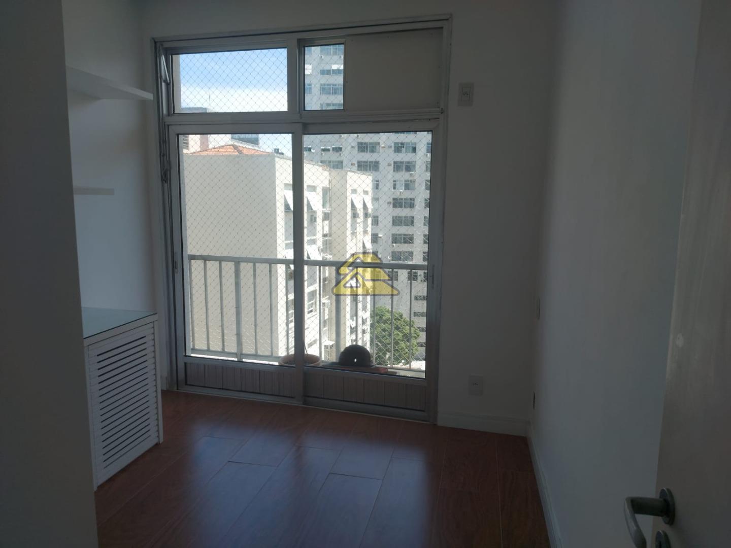 Apartamento à venda com 3 quartos, 81m² - Foto 13