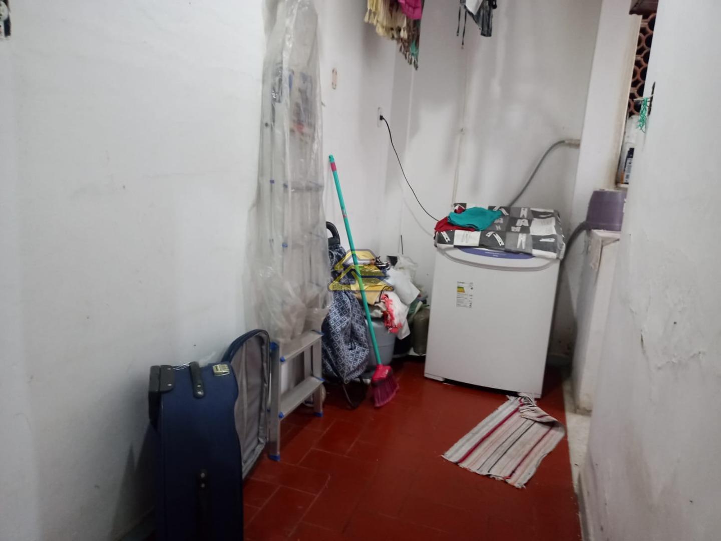 Casa para alugar com 3 quartos, 90m² - Foto 14