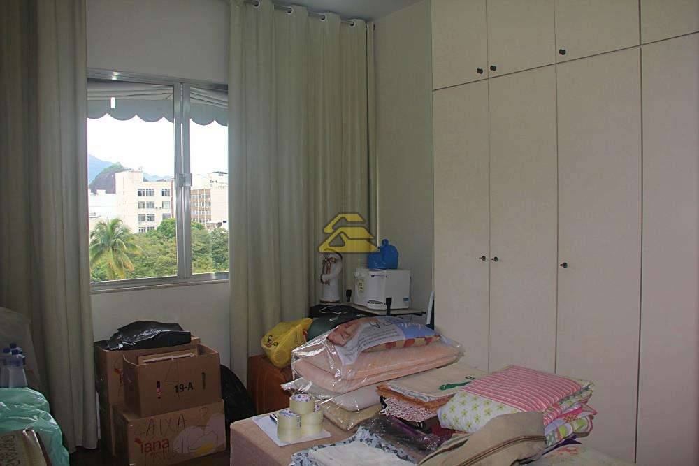 Apartamento à venda com 3 quartos, 107m² - Foto 13