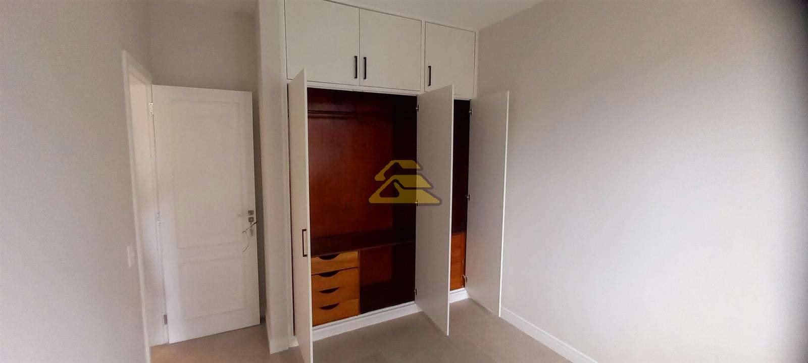 Apartamento à venda com 3 quartos, 120m² - Foto 9