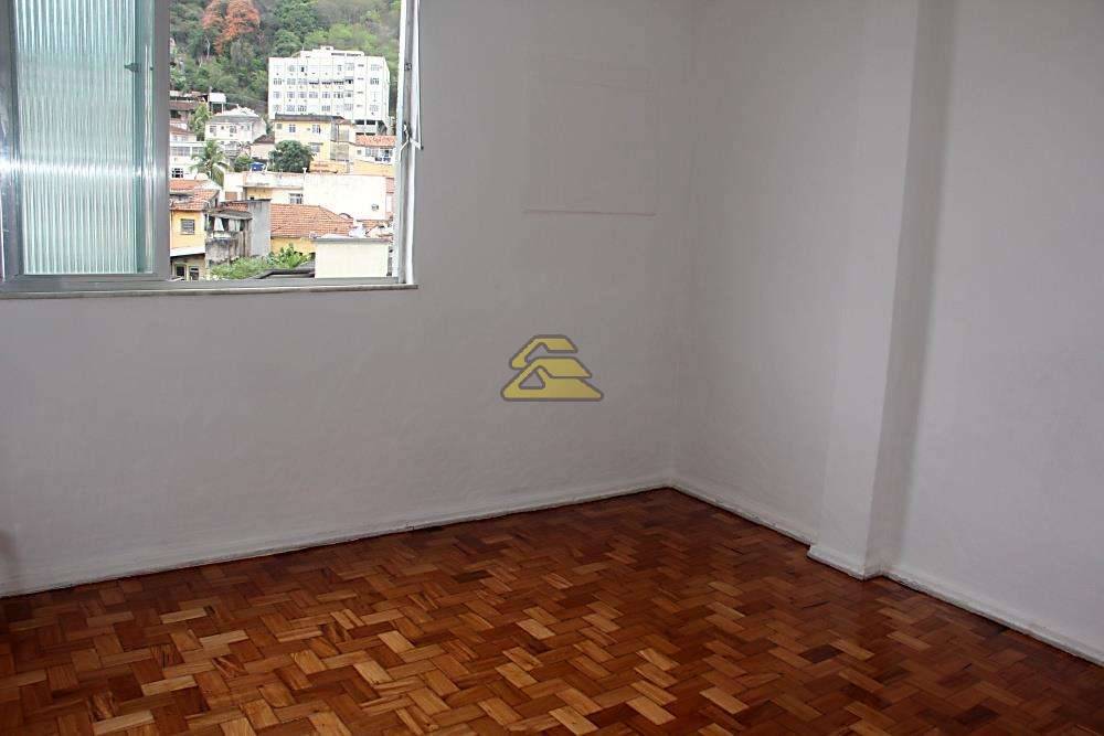 Apartamento à venda com 3 quartos, 76m² - Foto 7