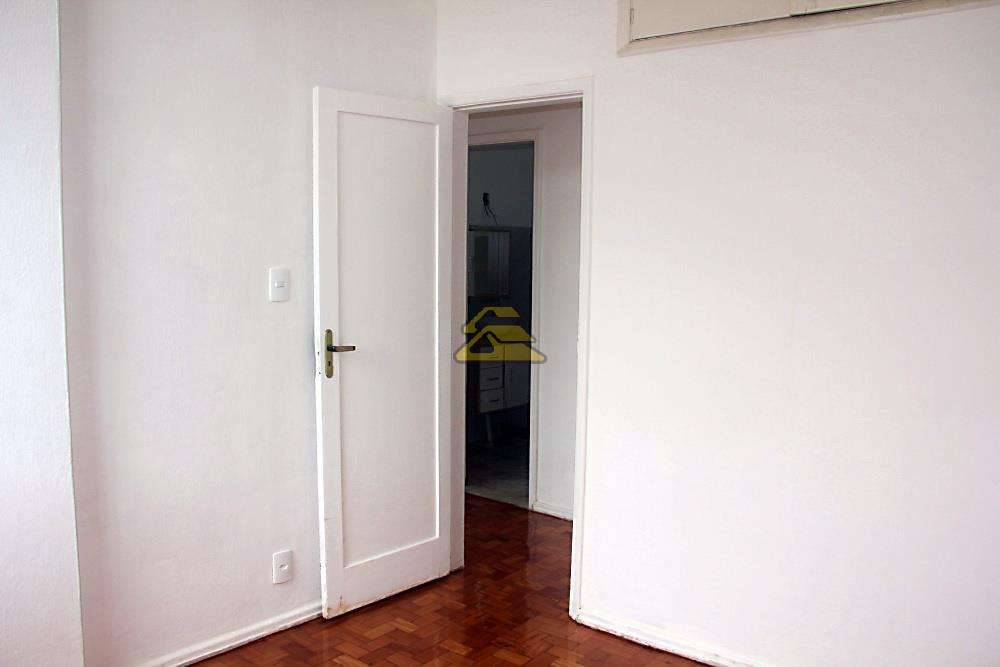 Apartamento à venda com 3 quartos, 76m² - Foto 12