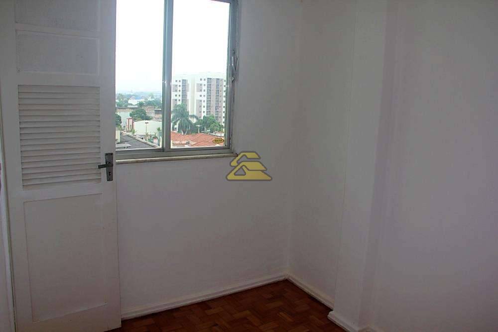 Apartamento à venda com 3 quartos, 76m² - Foto 14