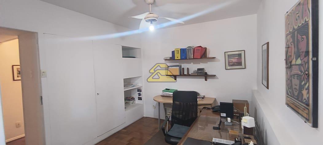 Apartamento à venda com 3 quartos, 122m² - Foto 17