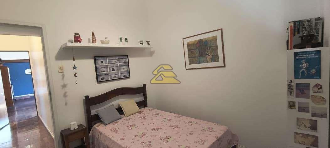 Apartamento à venda com 3 quartos, 122m² - Foto 22