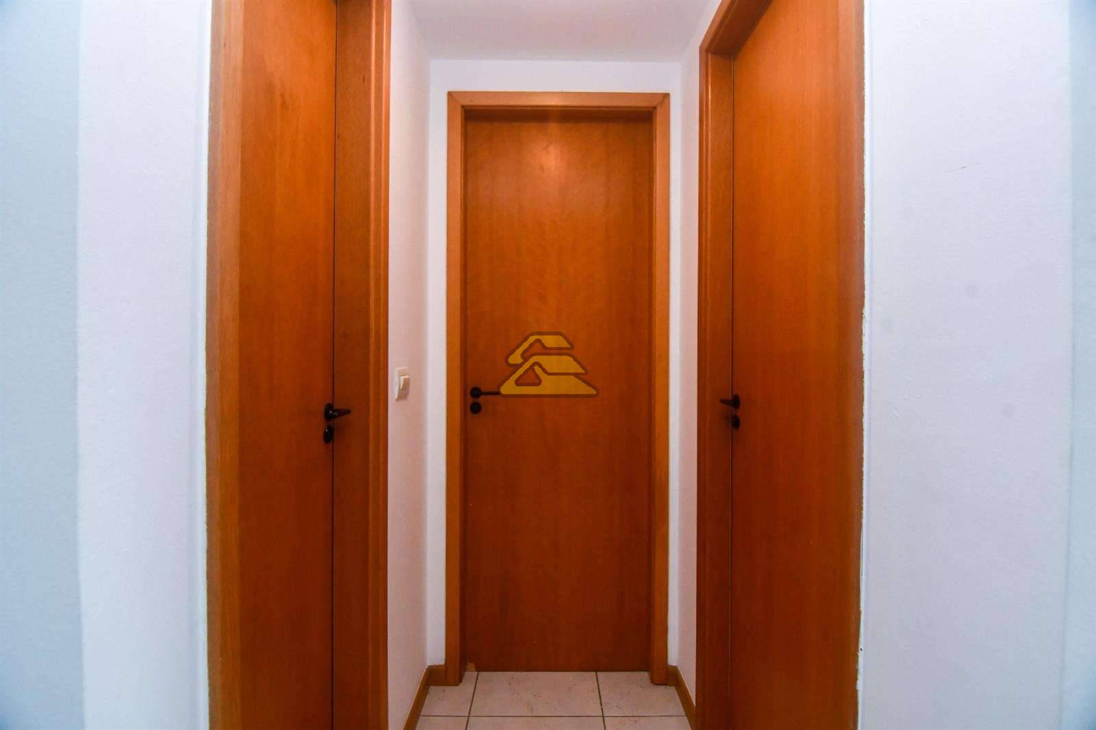 Apartamento à venda com 2 quartos, 66m² - Foto 20