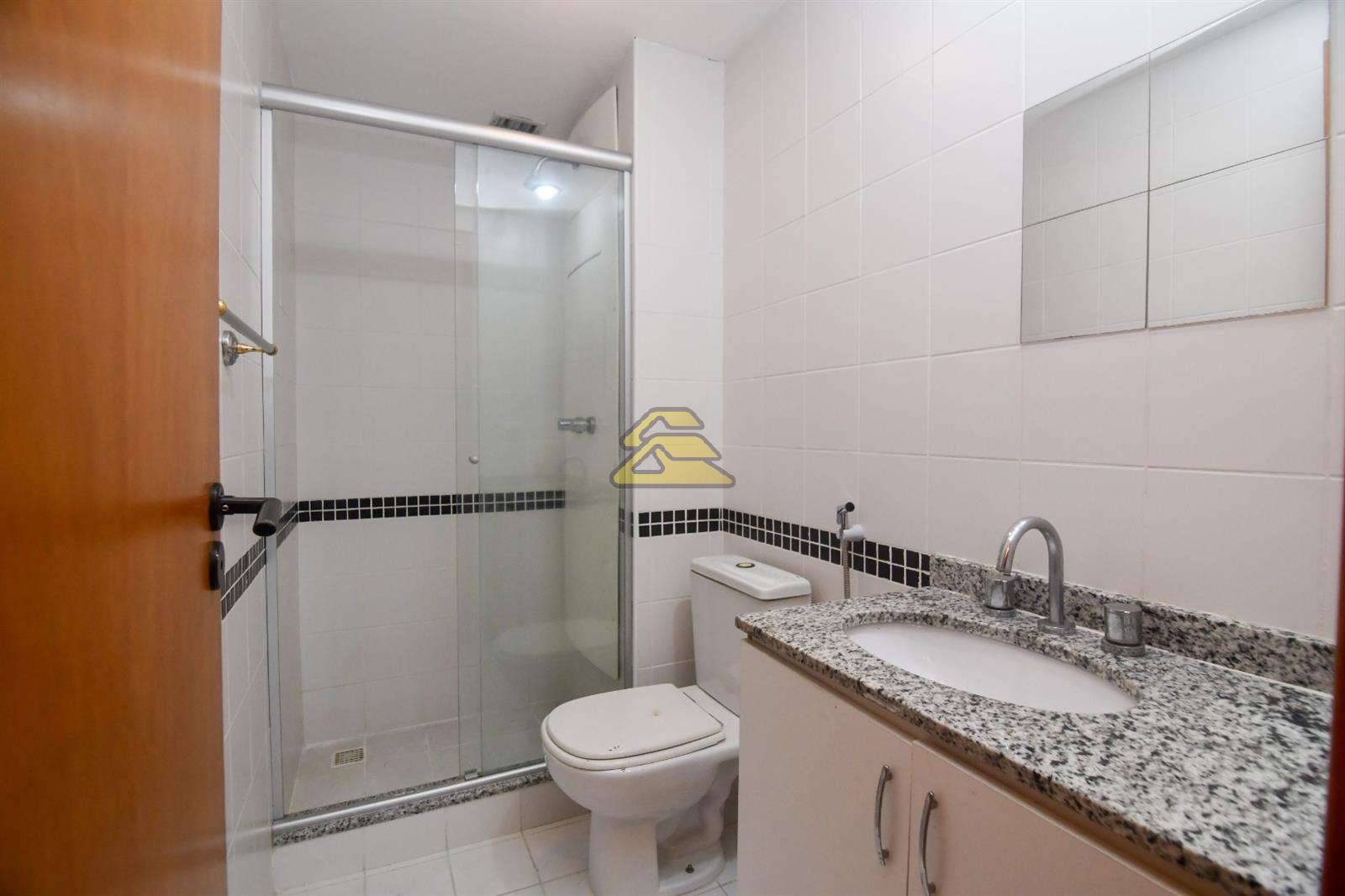 Apartamento à venda com 2 quartos, 66m² - Foto 15