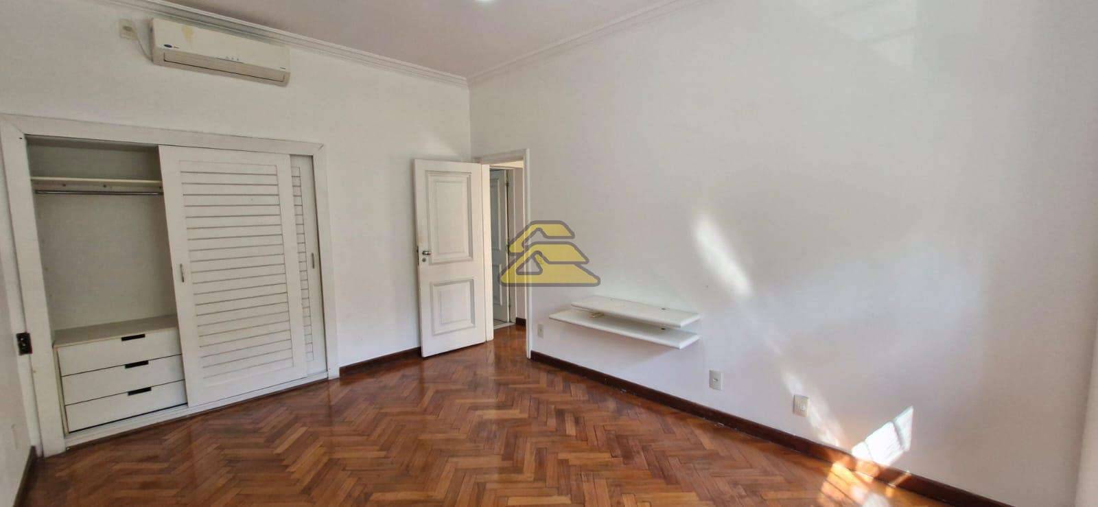 Casa à venda com 2 quartos, 136m² - Foto 7