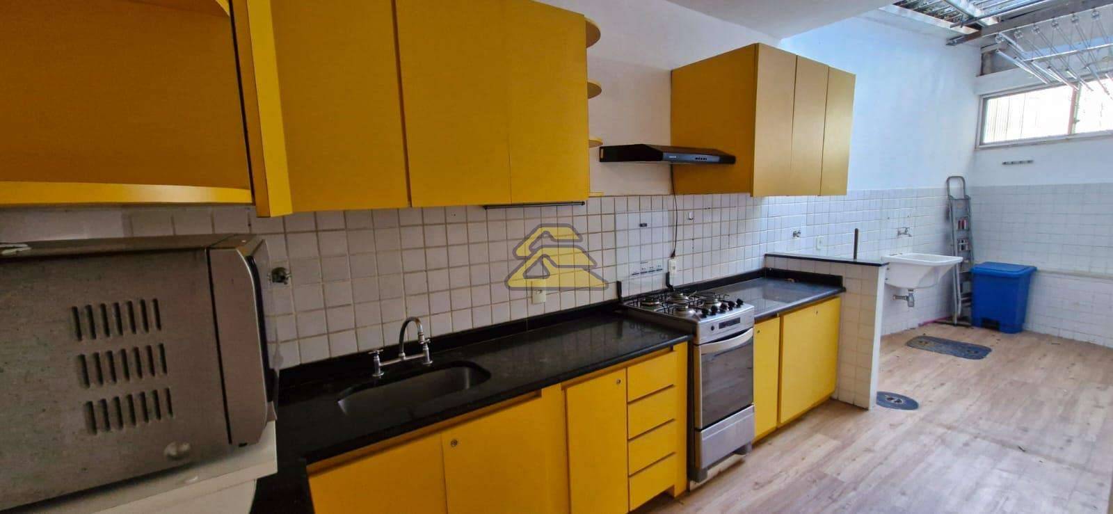 Casa à venda com 2 quartos, 136m² - Foto 16