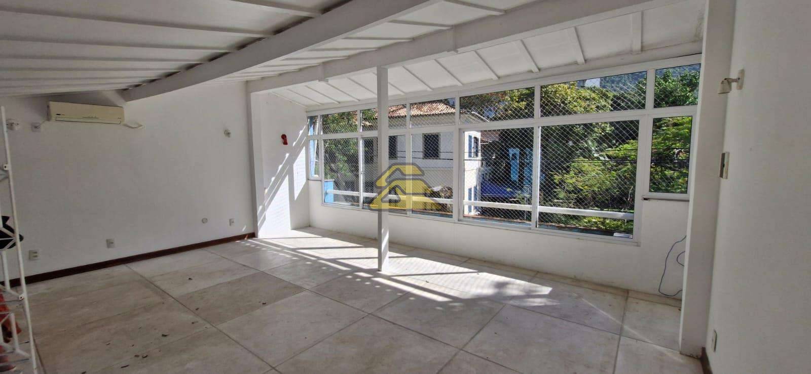 Casa à venda com 2 quartos, 136m² - Foto 23